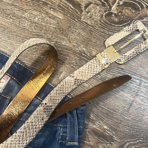 🔥 Michael Kors Snake skin leather belt.  XL